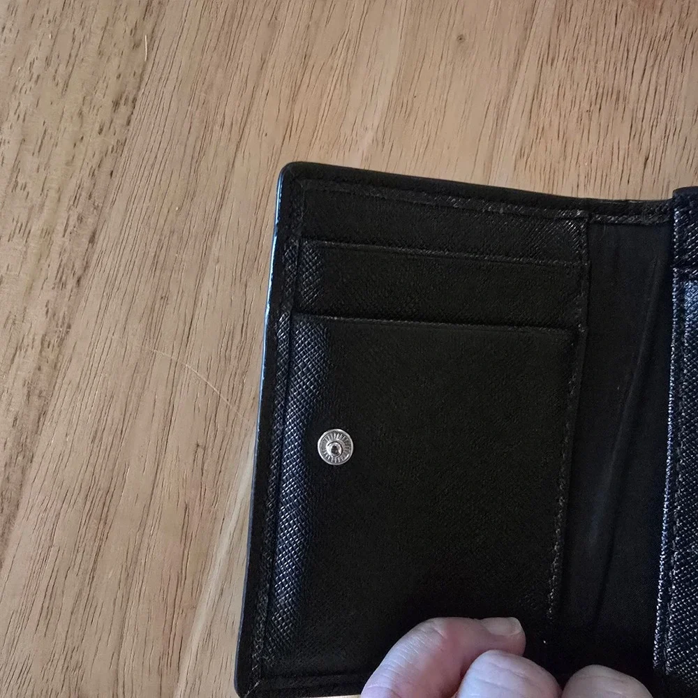 Coach Saffiano Leather Bifold Card Case Wallet  Black Classic Minimalist